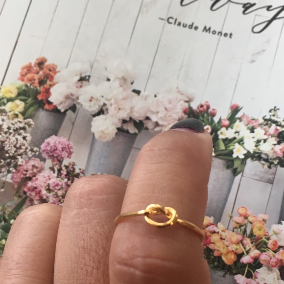 Thin Gold Love Knott Ring - Picture 3 of 5